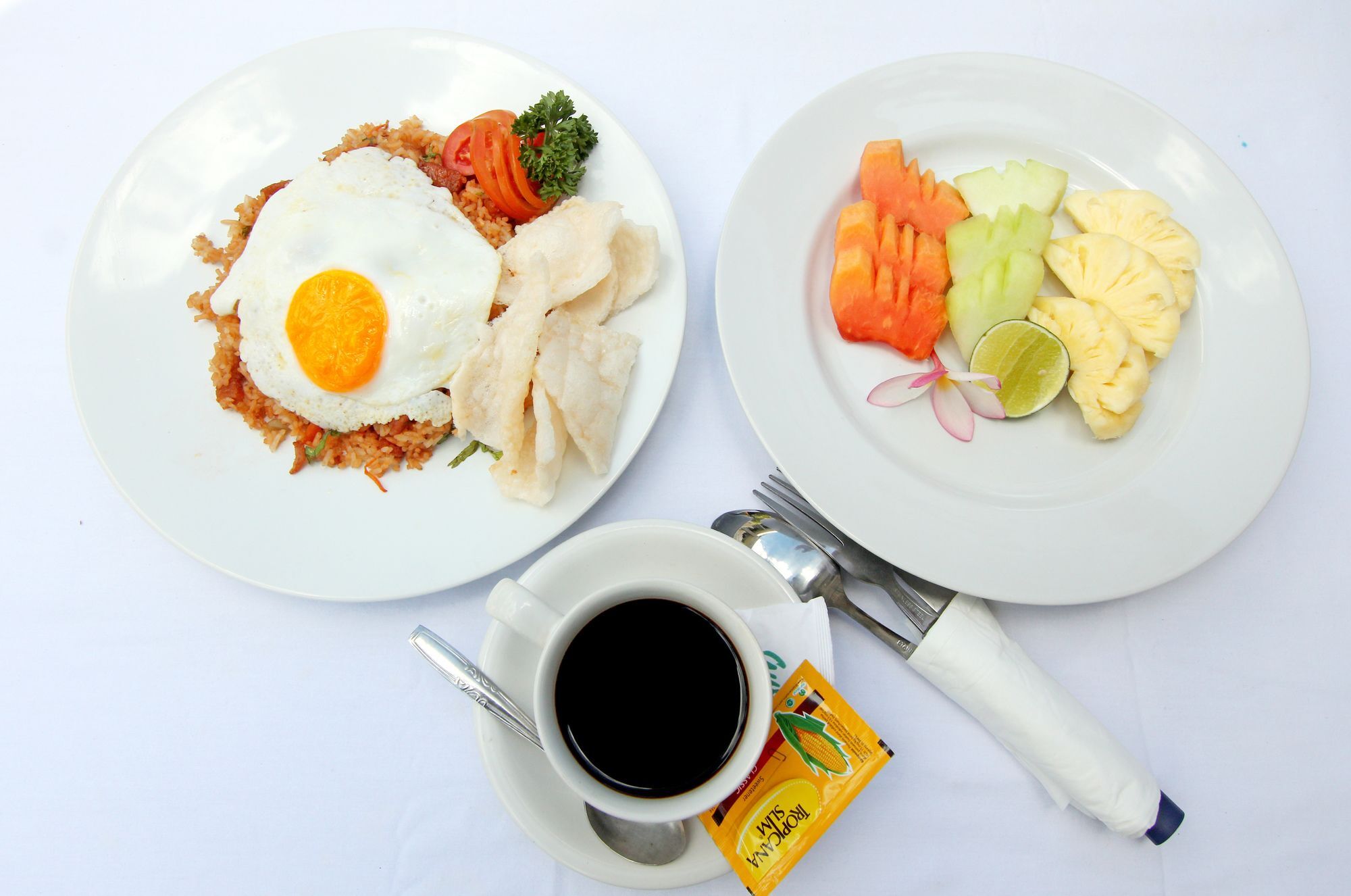 Srikandi Inn Kuta Selatan エクステリア 写真