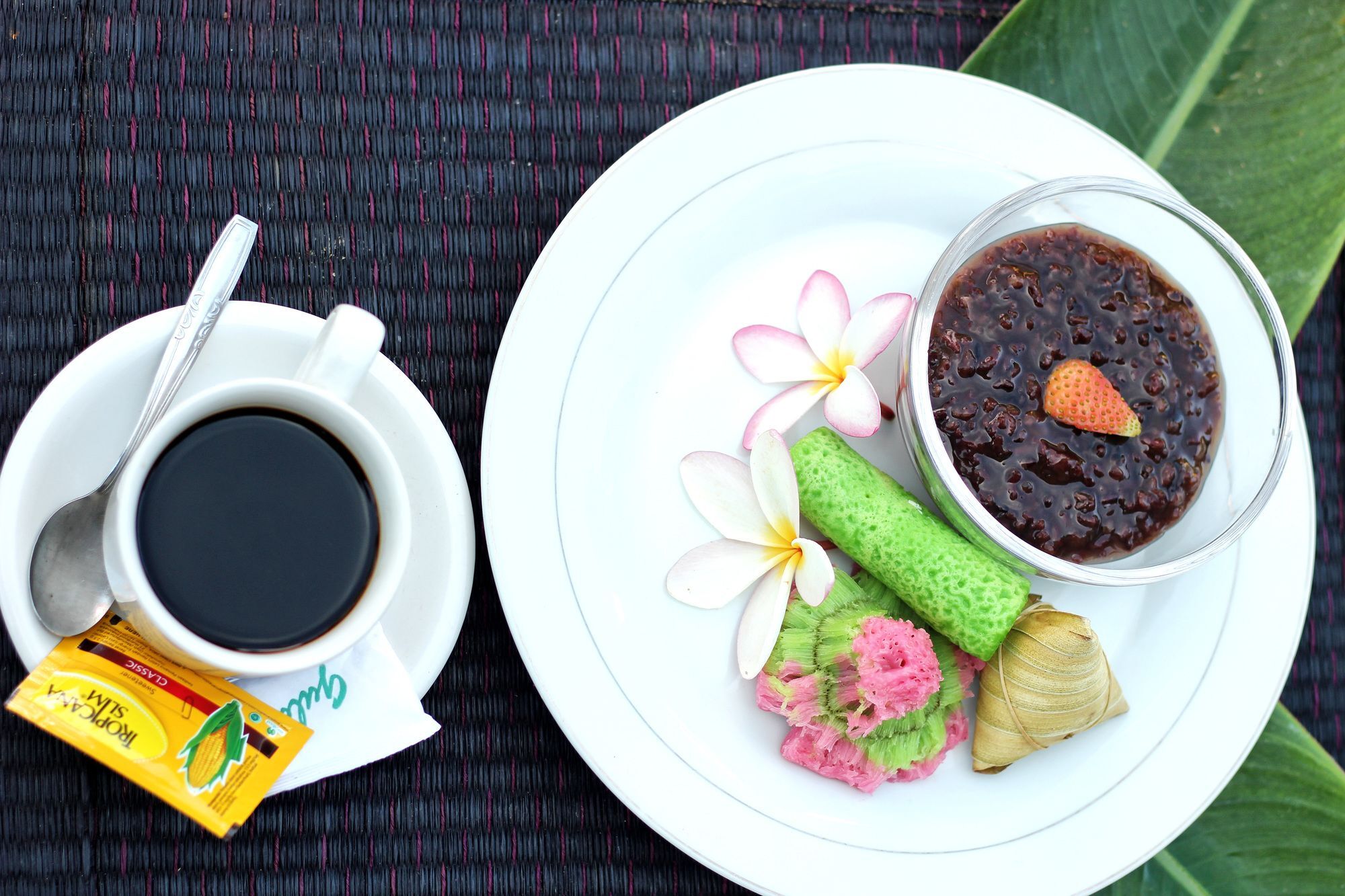 Srikandi Inn Kuta Selatan エクステリア 写真